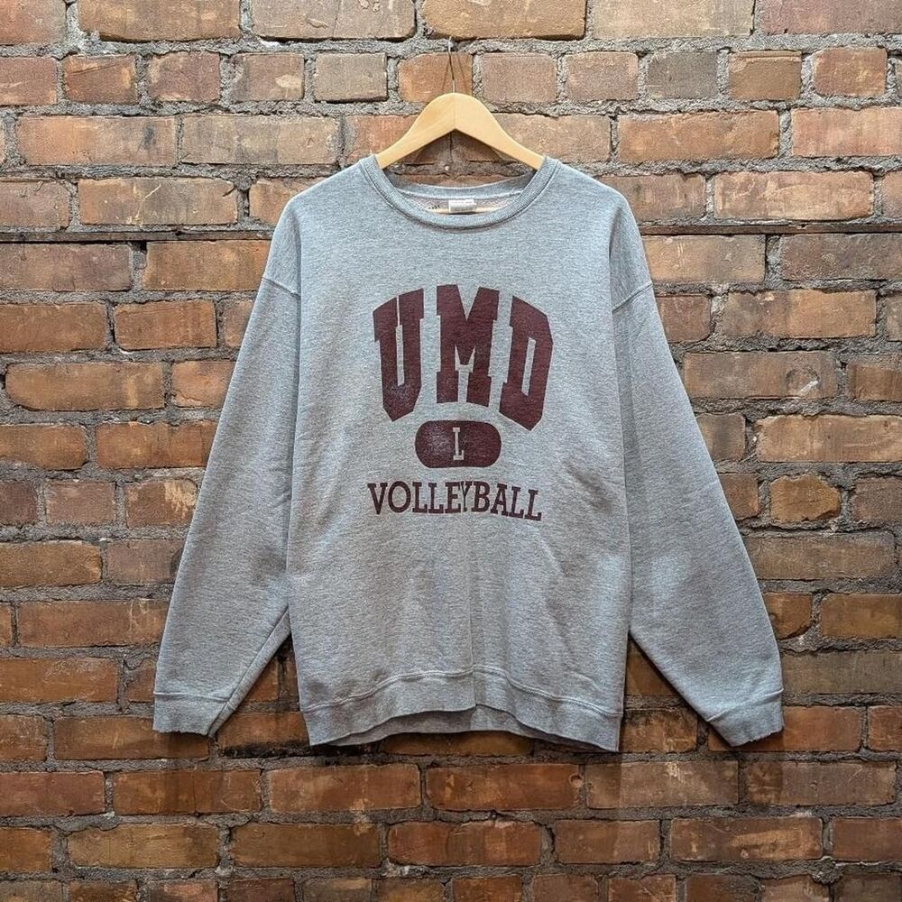 Vintage University of Minnesota Duluth Volleyball Oversized Gray Crewneck Sz L